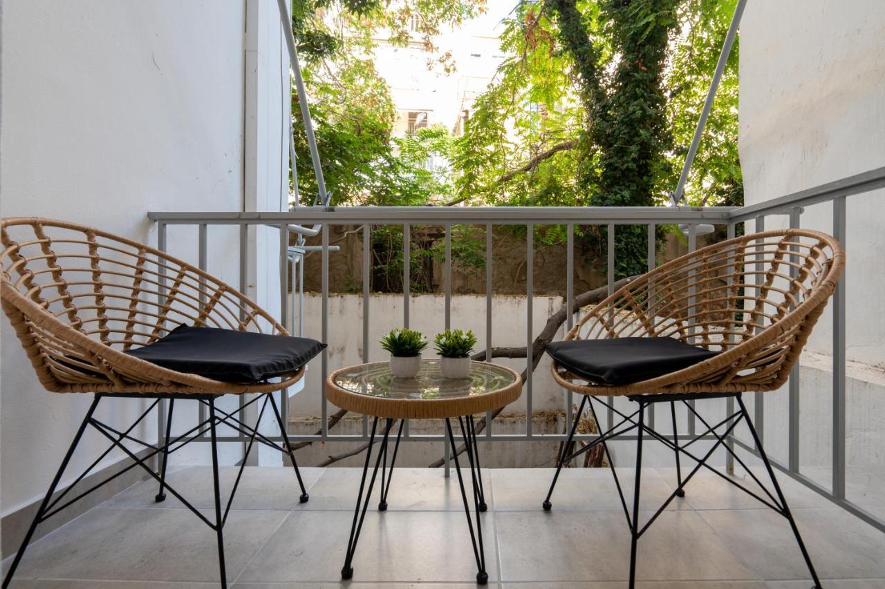 Charming Two Bedrooms Apartment Walk To Acropolis Atene Esterno foto