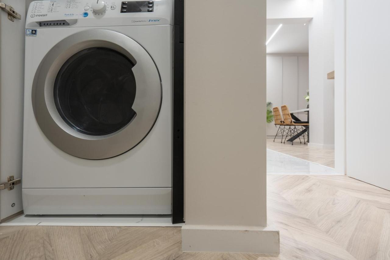 Charming Two Bedrooms Apartment Walk To Acropolis Atene Esterno foto